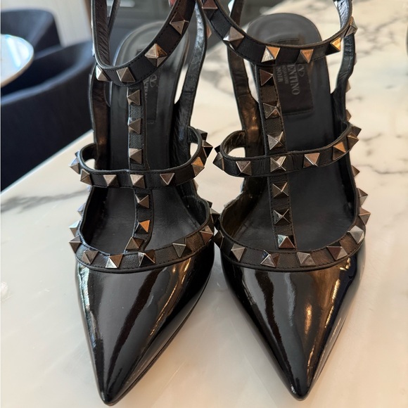 Valentino rockstud perfect condition size 36. - Picture 6 of 6